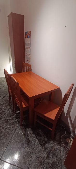 Stół + 4 krzesła