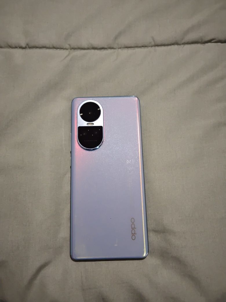 OPPO RENO 10 azul