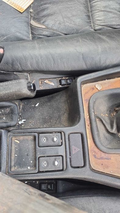 duas BMW E34 Touring 525TDS às peças