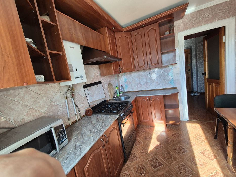 Здам 2х кімнатну квартиру на Київській  з автономним опаленням