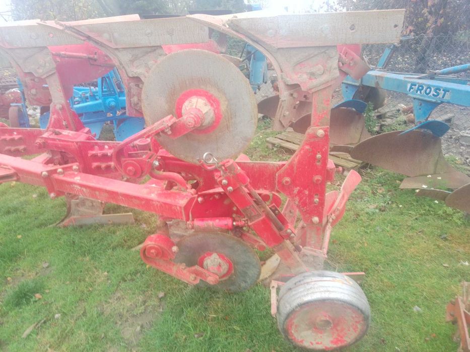 Sprzedam pług obrotowy 3 skibowy Niemeyer