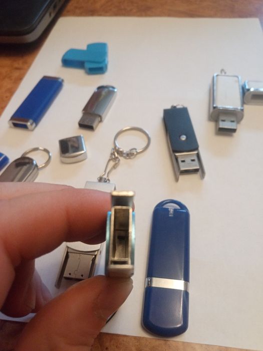 Корпуси для флешки 9шт