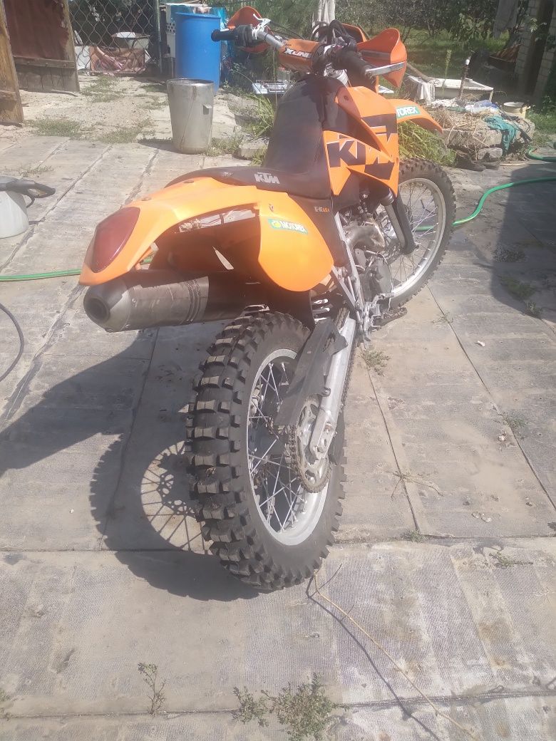 мотоцикл эндуро KTM LC4 640