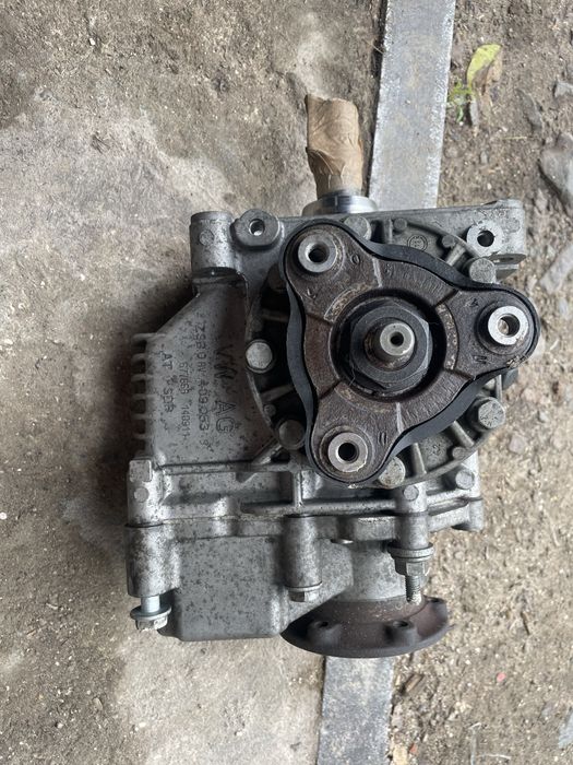 Кутовий редуктор . Роздатка volkswagen passat b7 4 motion av.409.053 s