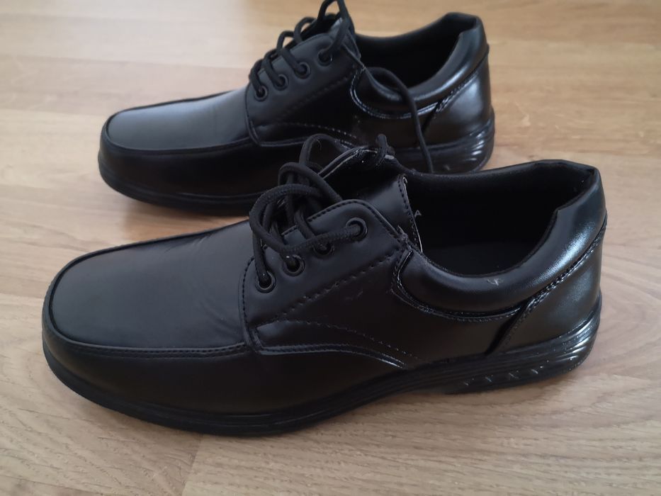 Sapatos Homem novos