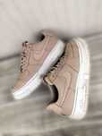 Buty damskie Nike Air Force 1 Pixel