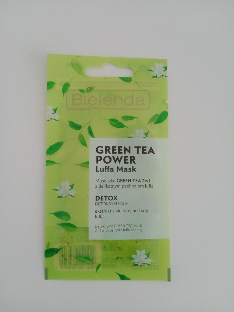 Bielenda Maseczka Green Tea 2w1 z Peelingiem Luffa