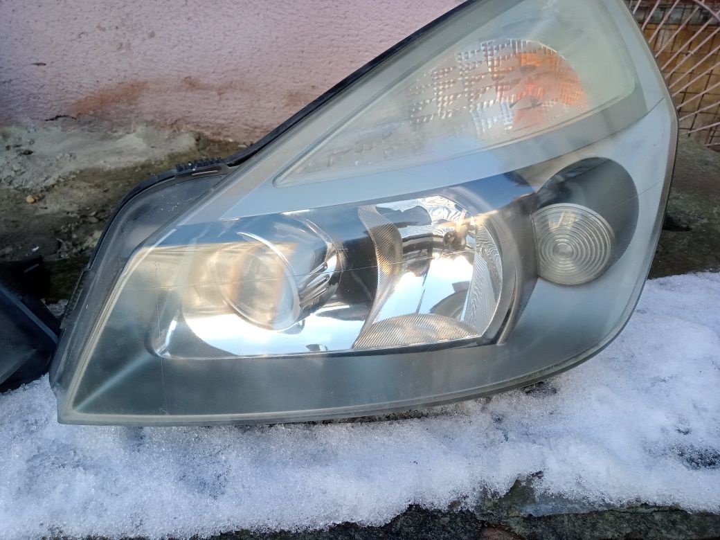 Фары Renault Espace 4 xenon фара Рено Еспейс 4 ксенон фари Рено эспейс