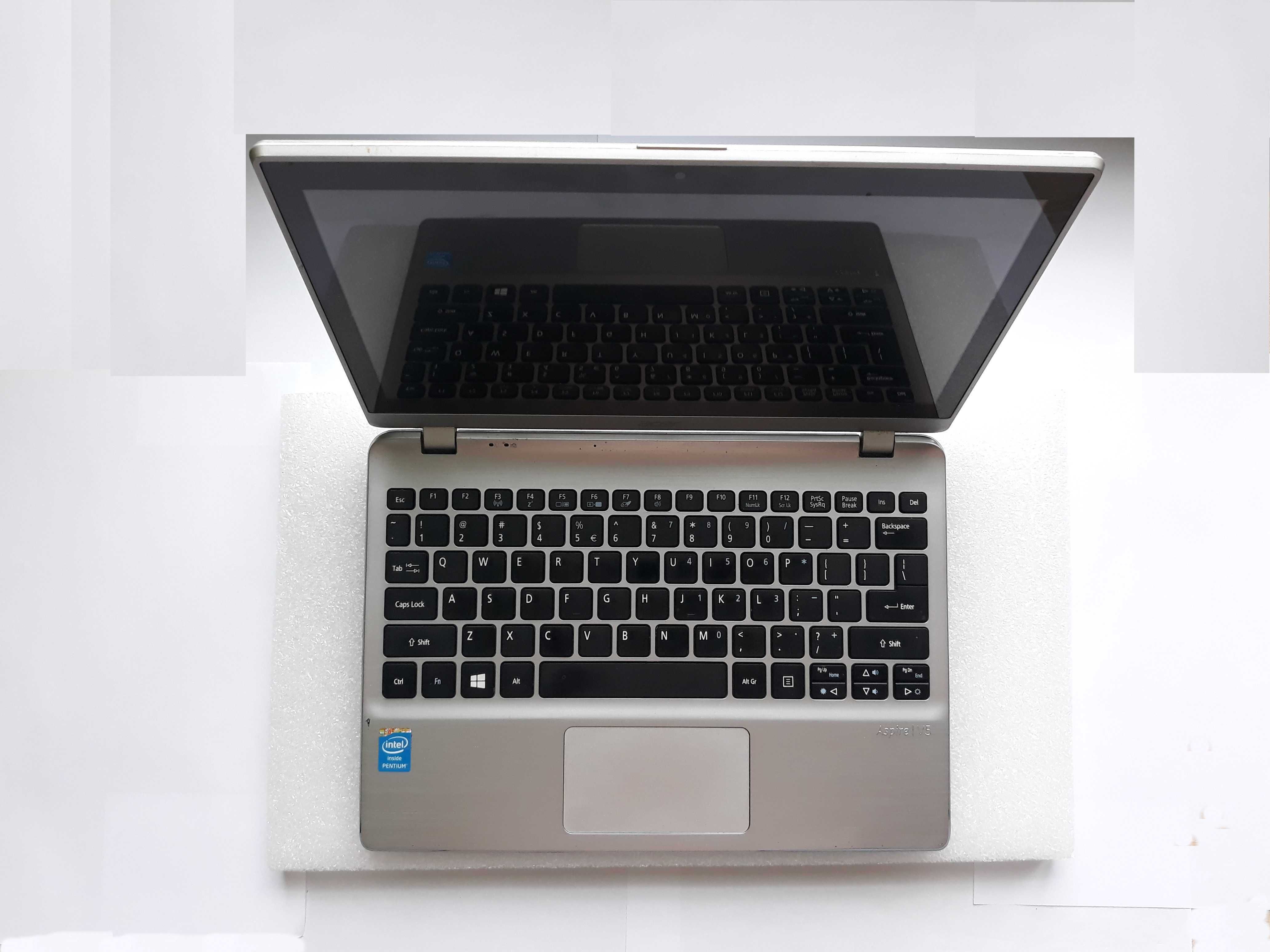 laptop Trekstor Surfbook A13B 4/64gb + Acer Aspire V5-132P 2/100gb