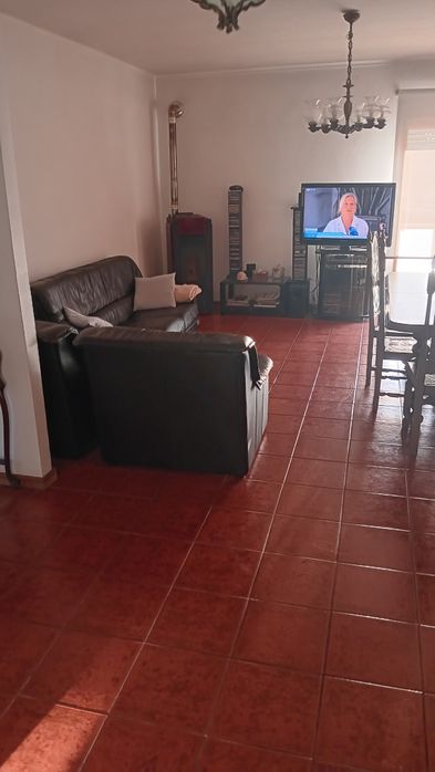 Vende-se T3 SANTO TIRSO