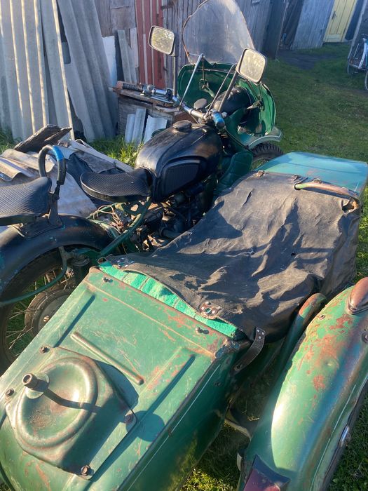 Мотоцикл 750. кубів . савецкий .