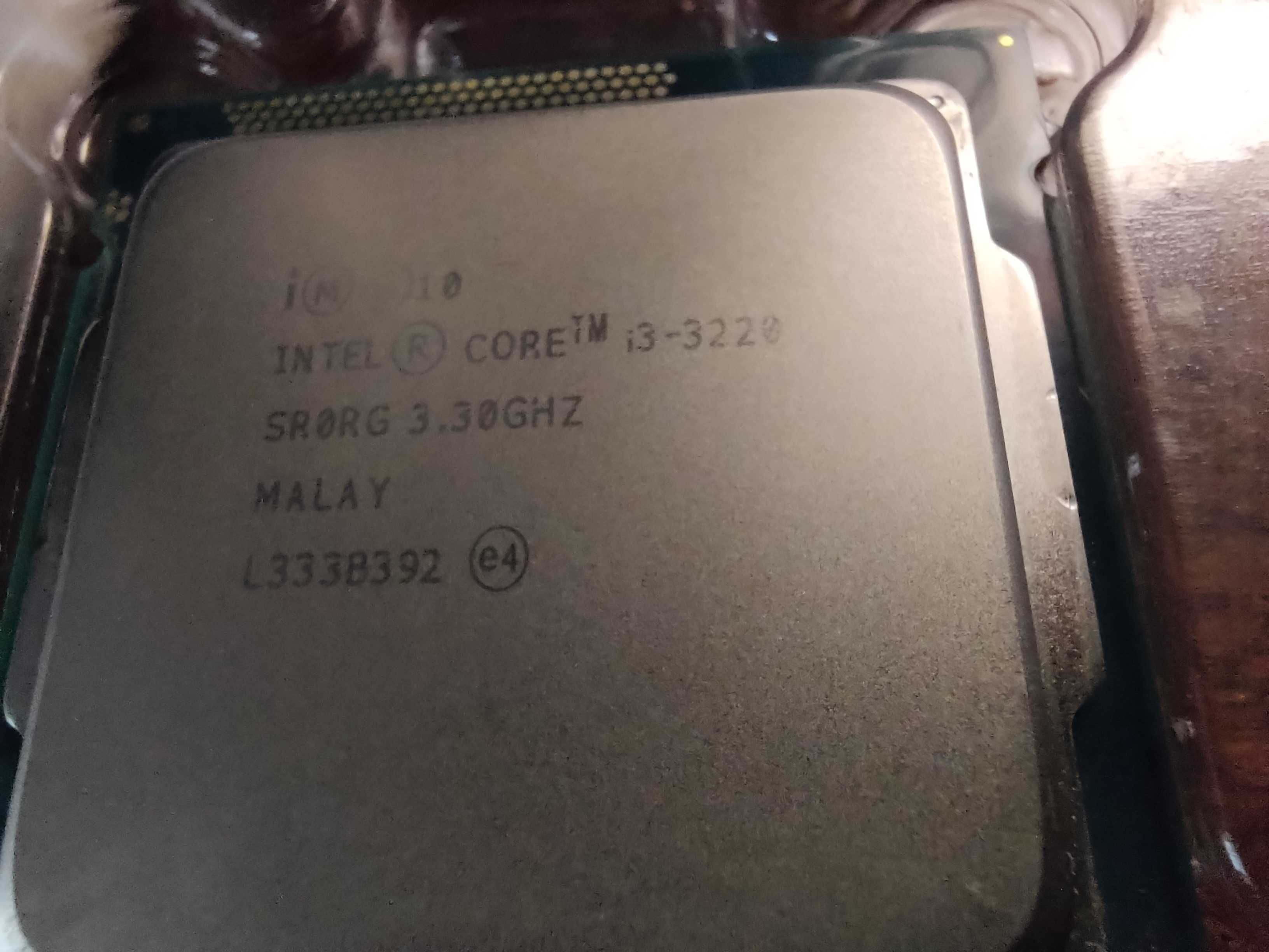 Процессор Intel Core i3-3220 socket 1155 + кулер с радиатором