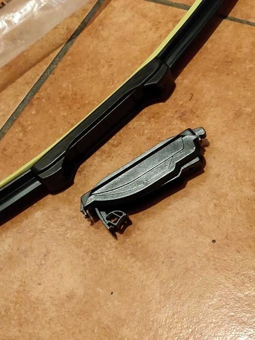 Escovas Limpa Para Brisas - Gancho 650 (novas)