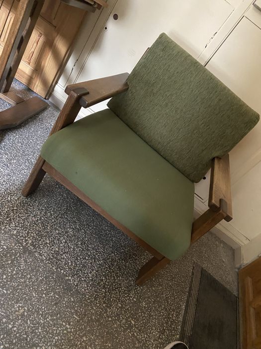 Komplet 2 foteli meble dębowe do renowacji