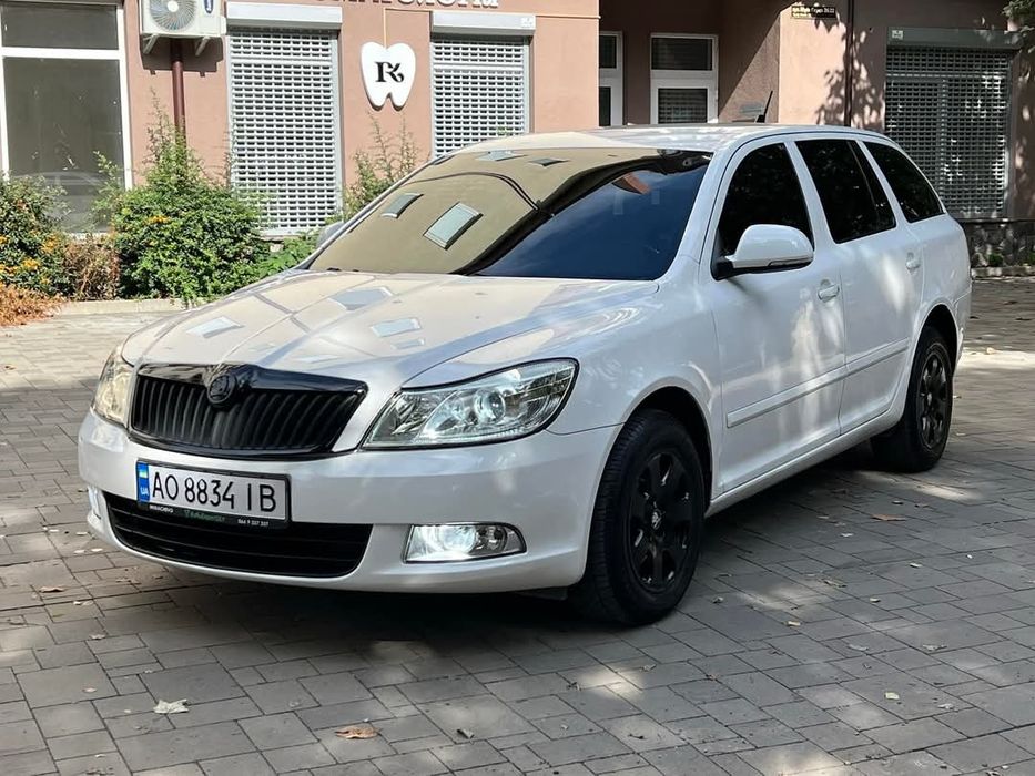 Skoda Octavia 2011 1.6 дизель автомат