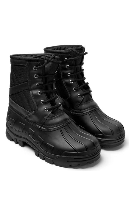 Чоловічі зимові чоботи.