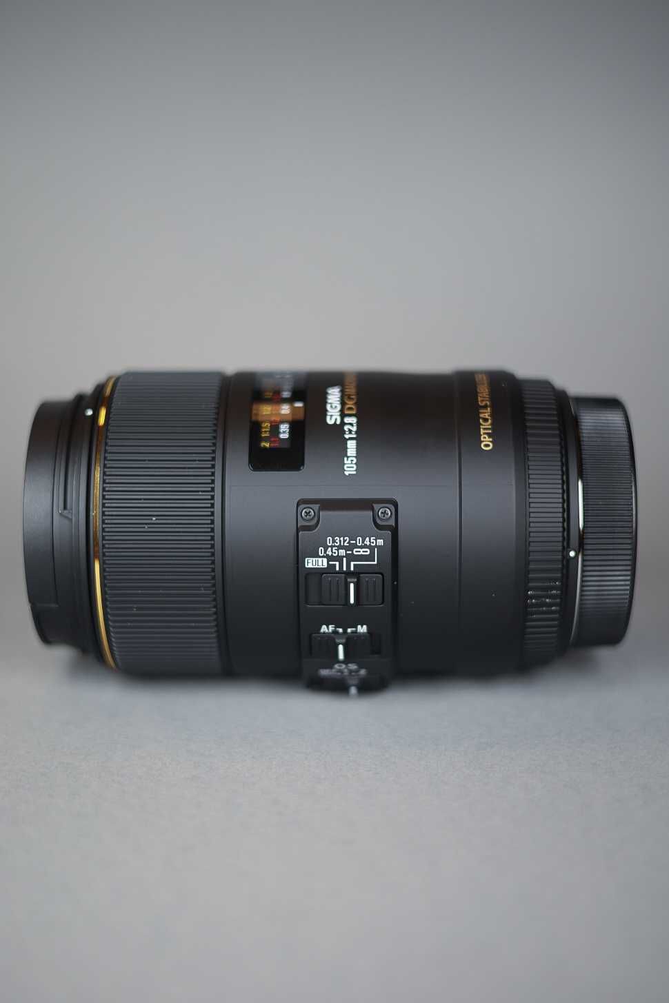 Obiektyw Sigma 105 mm f/2.8 Macro Canon EF