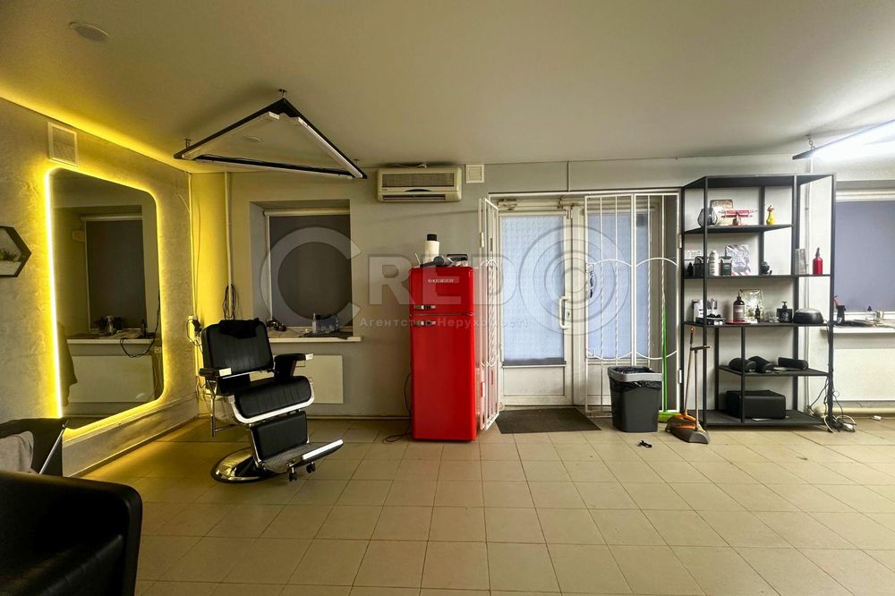 Продаж приміщення пр. Металургів