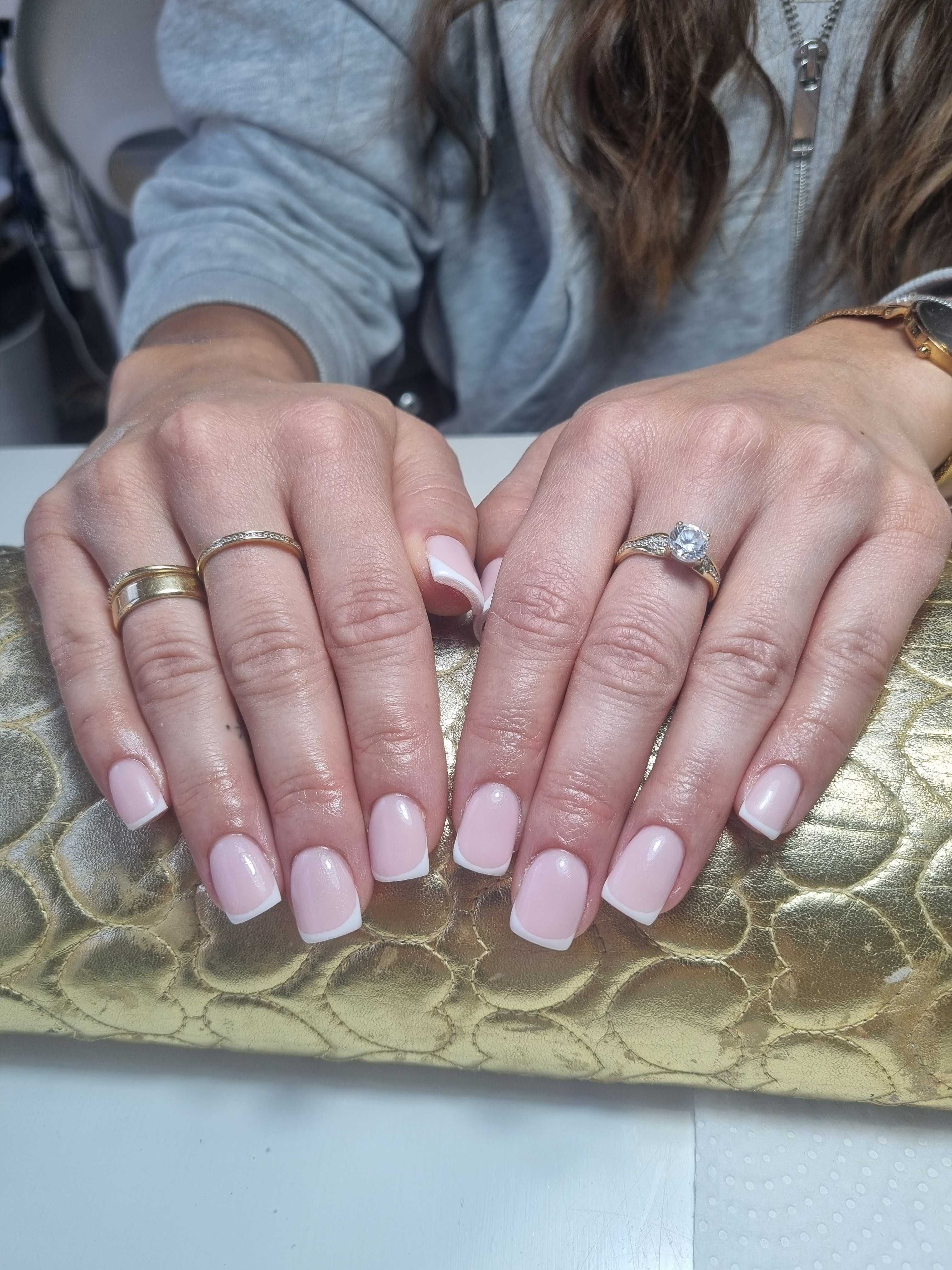 Manicure hybrydowy/żelowy,przedluzanie