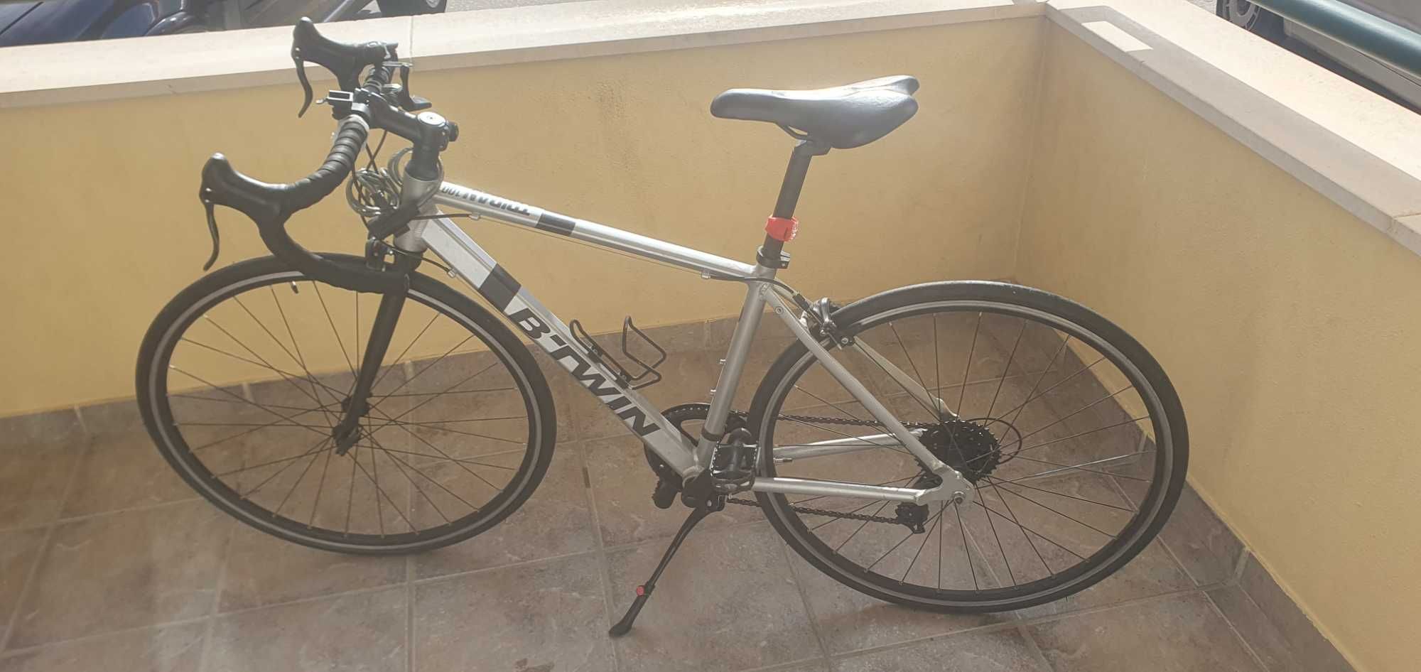 Bicicleta semi nova B-TWIN