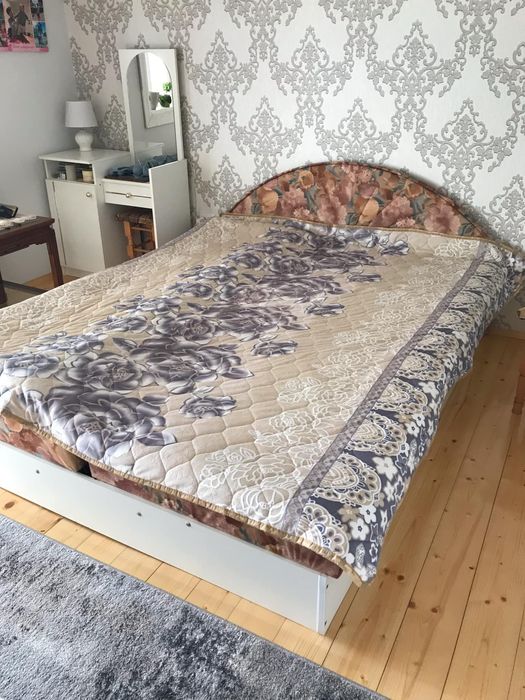 Ліжко двоспальне