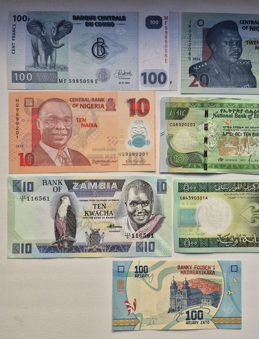 Набір банкнот Африки 1990 - 2000 років 11 бон без повторів UNC