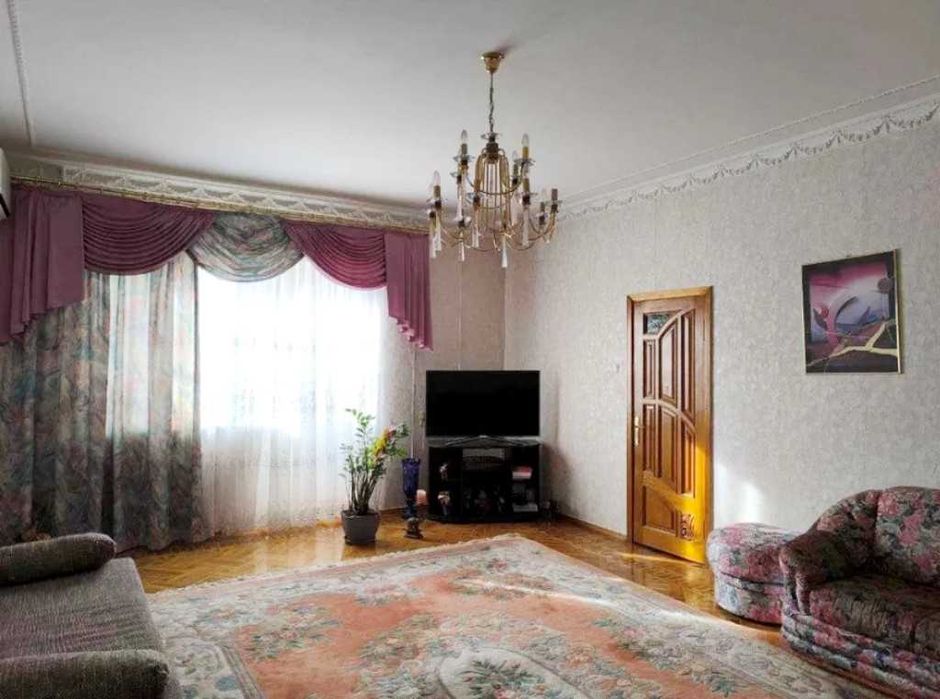 Продам 3-к квартиру на Французском бульваре (3-191-944 НК)