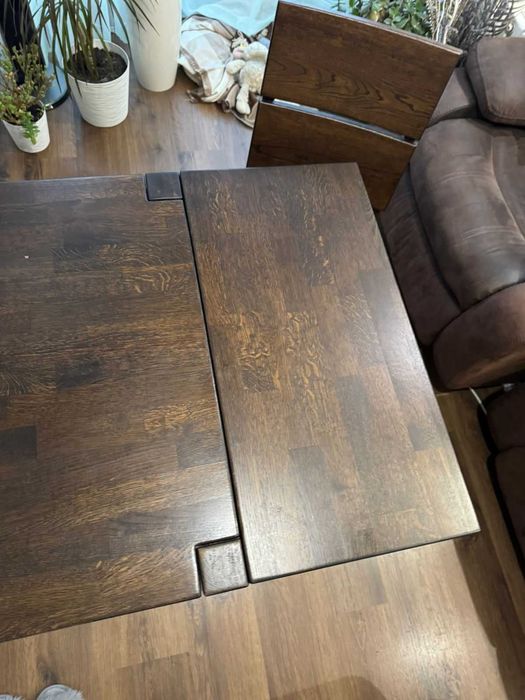 Дубовий стіл 120-200см розкладний + 2 дерев'яні стільці, ТОВ ЛОРІ