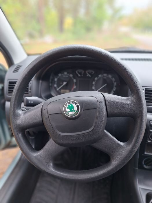 Шкода Октавія Тур 2010р 1.6 MPI