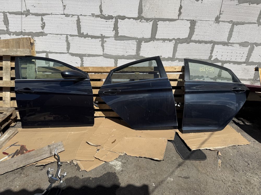 Hyundai Sonata 2014 YF двері дверь