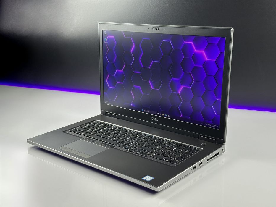 Laptop DELL Precision 7740 | Xeon E-2276M / FHD / RTX 4000 / US / FV23