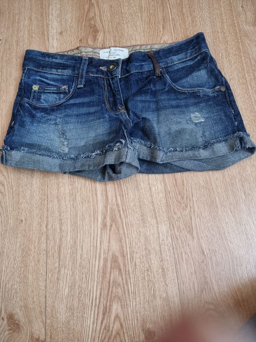 Spodenki River Island