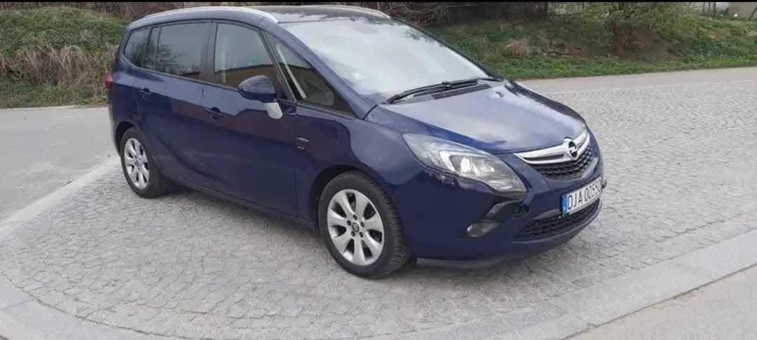 Opel zafira 1.6 diesel , 2015 rok