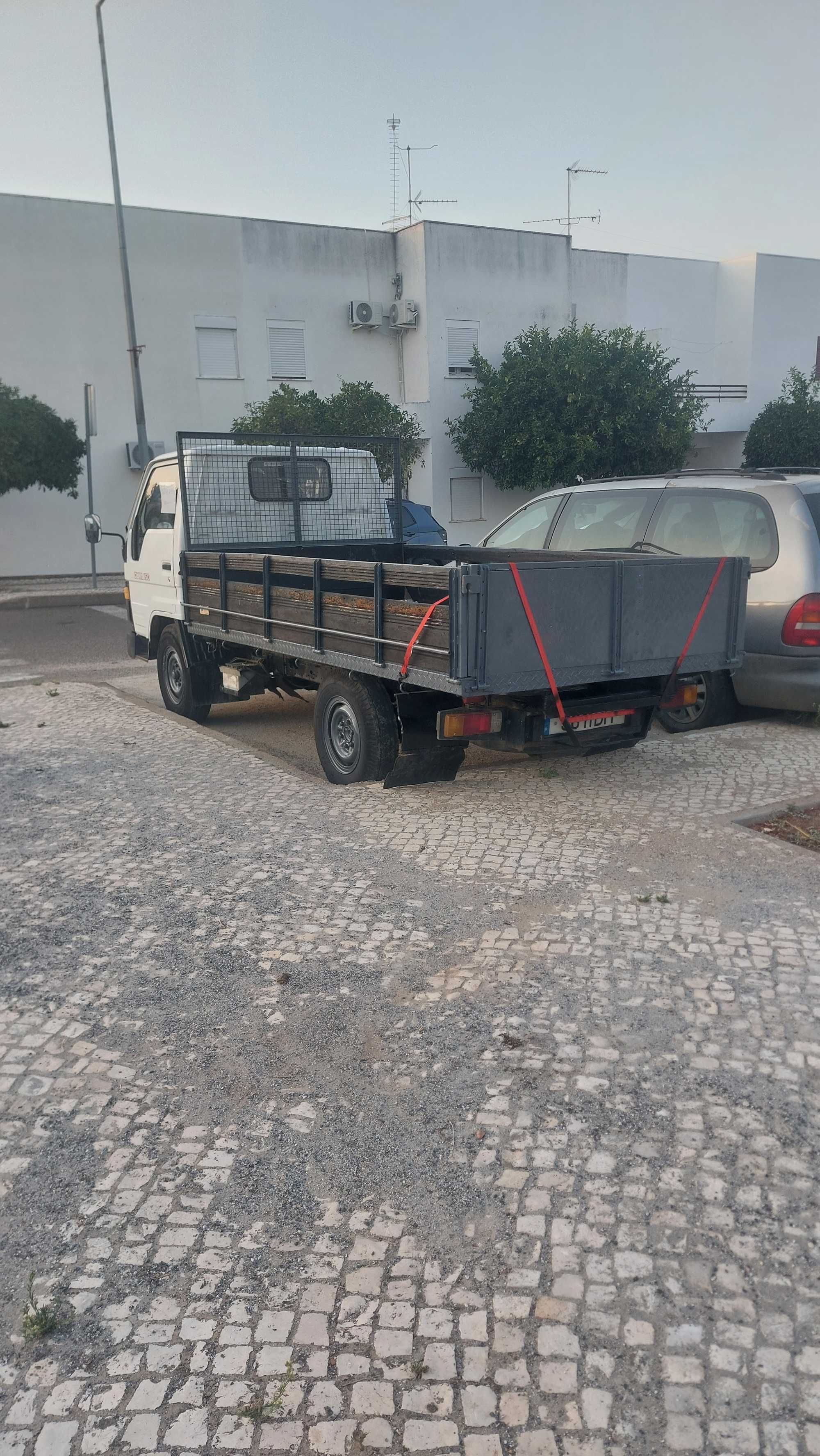 278 mil kms TOYOTA DYNA 150