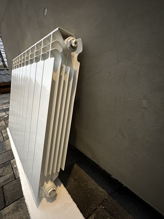 Grzejnik alumuniowy- super stan