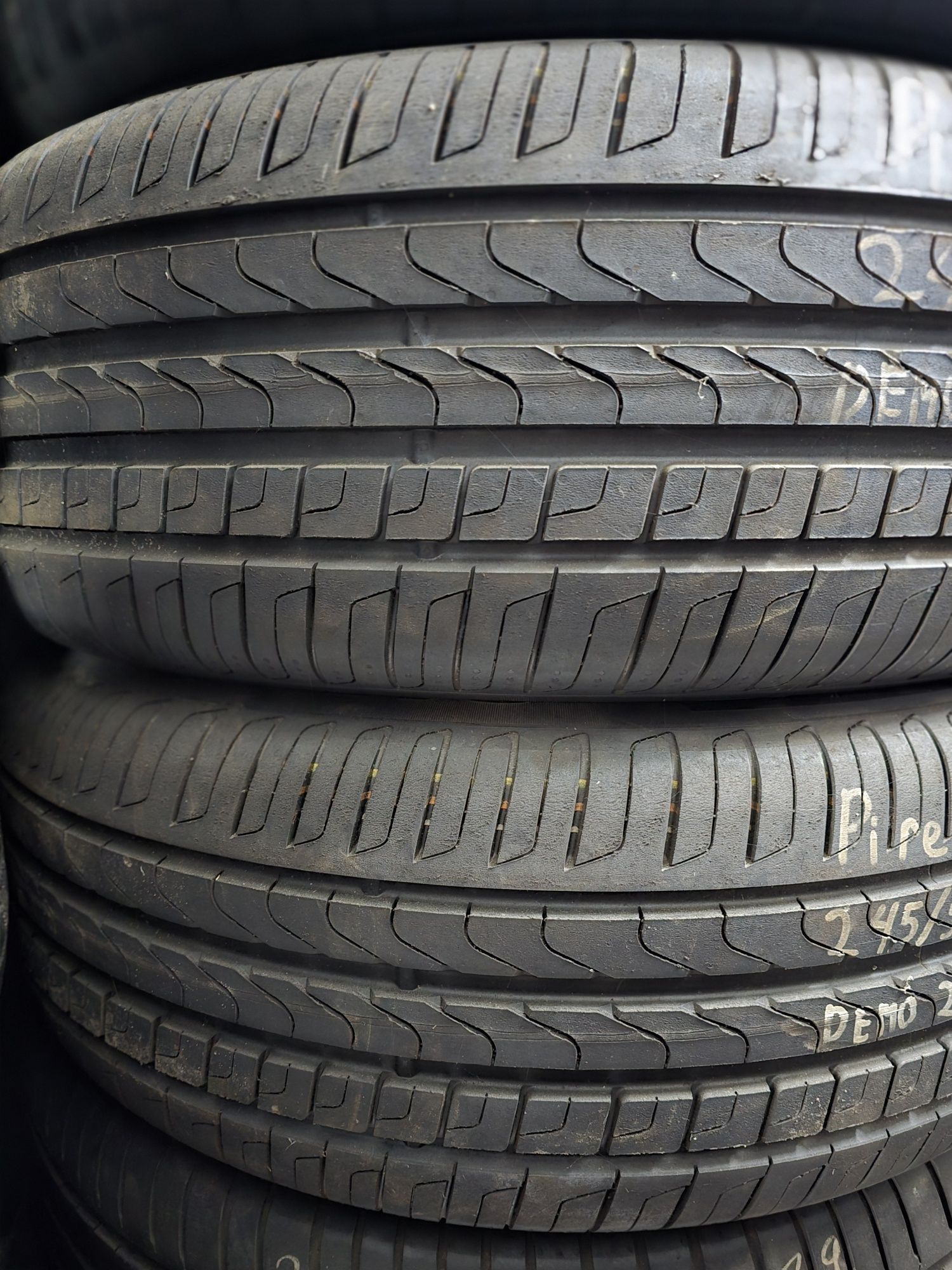 Opony Pirelli Letnie 245/50/19 demo Jarbet #L65