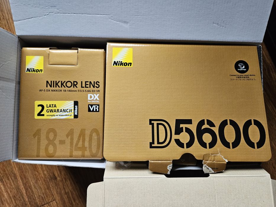 Nowy aparat fotograficzny Nikon D5600 + 18-140mm VR Kit zestaw