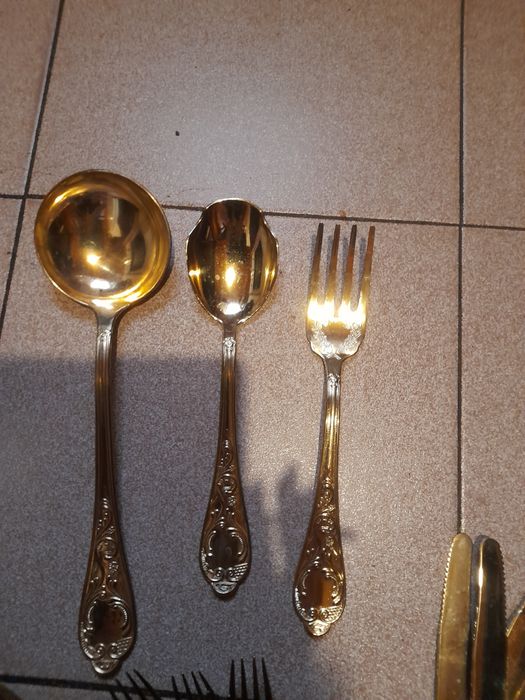 Набор столовых приборов Италия.