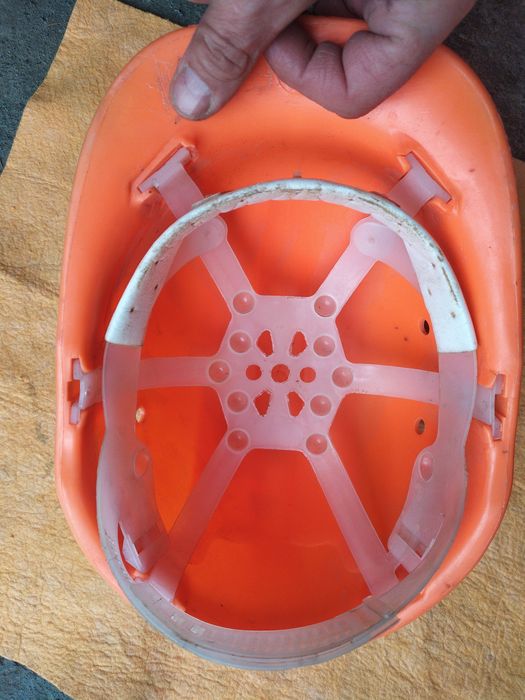 Опора переднего амортизатора Ауди А-6.