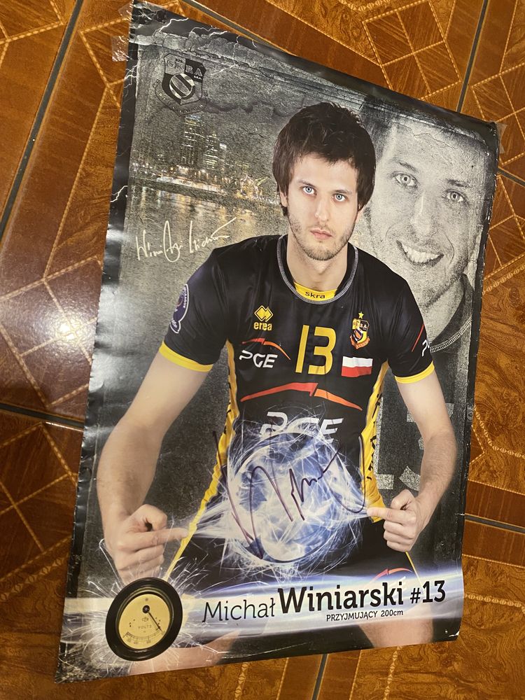Witrynka kolekcjonerska dla kibica PGE Skra Bełchatów siatkówka
