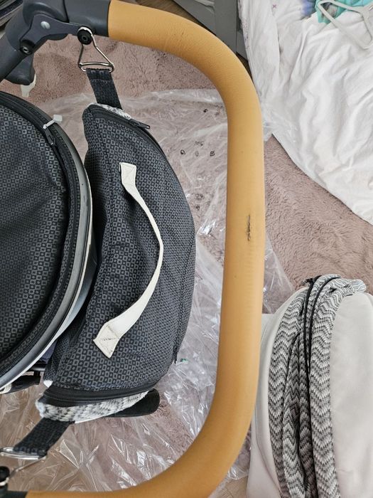 Wózek głęboki że spacerówką Bebetto