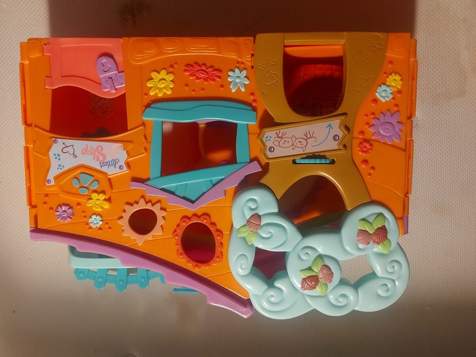 Domek dla petshopów