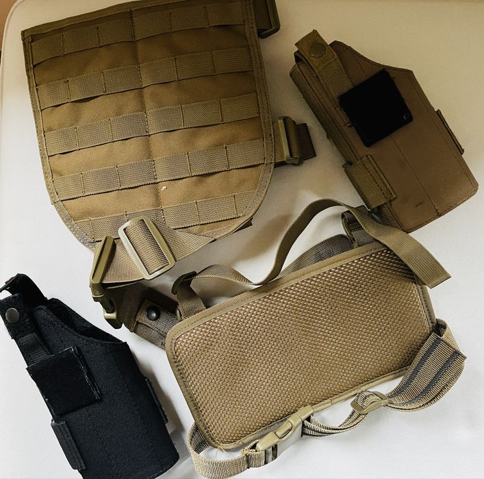 2 x kabura uniwersalna, regulowana + 2x panele udowe molle + GRATIS