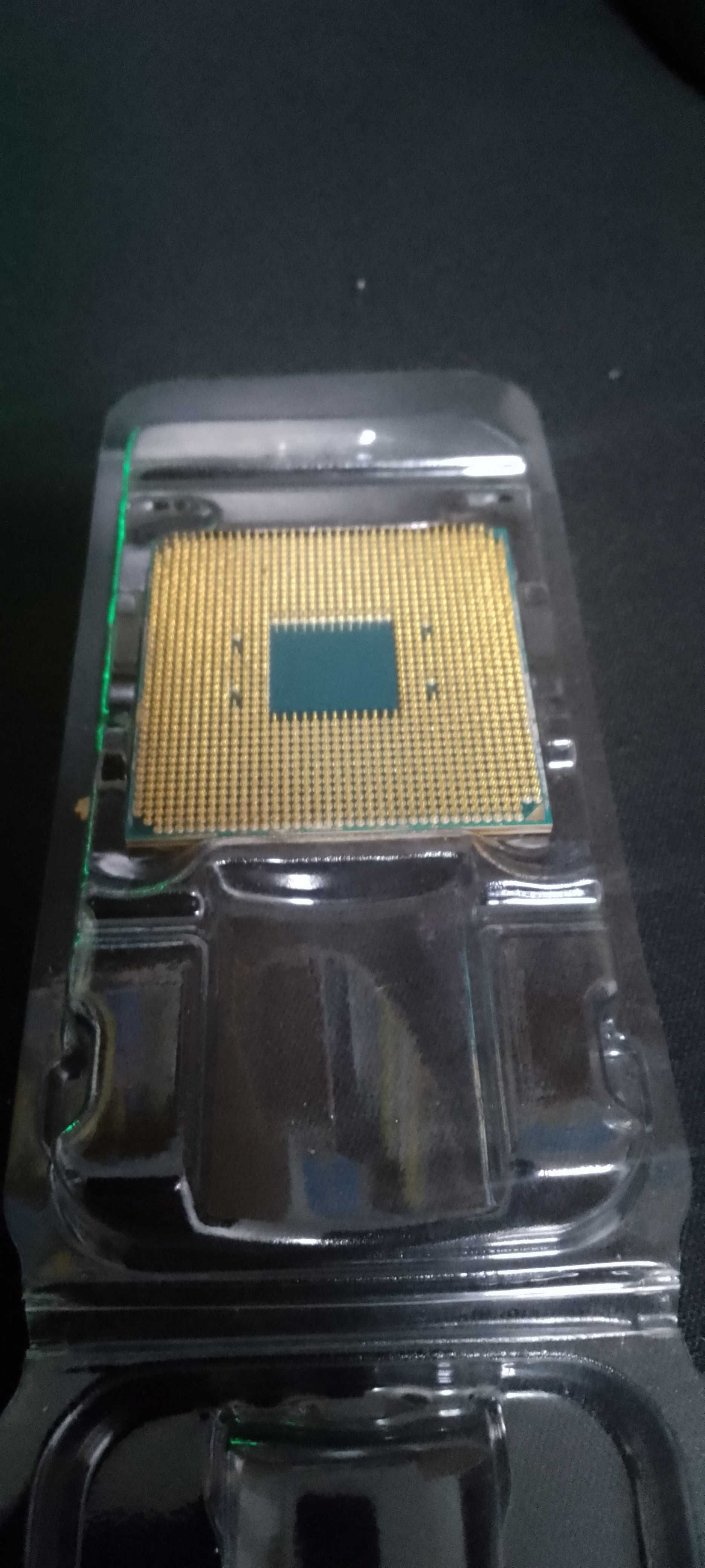 процесор AMD RYZEN 3 1200 AM4 3.4 ГГЦ tray Б/У