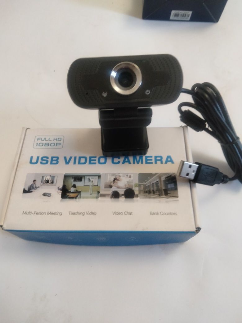 Веб-камера со встроенным микрофоном  АТD W8 FullHD 1080