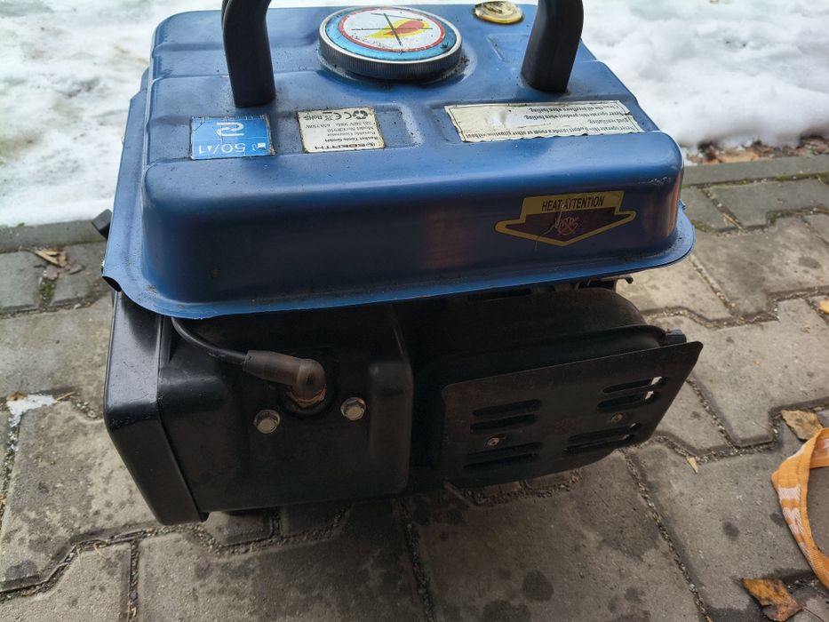 Agregat prądotwórczy niemiecki,zadbany w pełni sprawny 750watt wysyłka