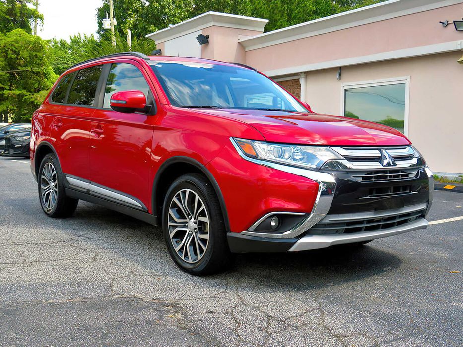 Mitsubishi Outlander SEL      2016