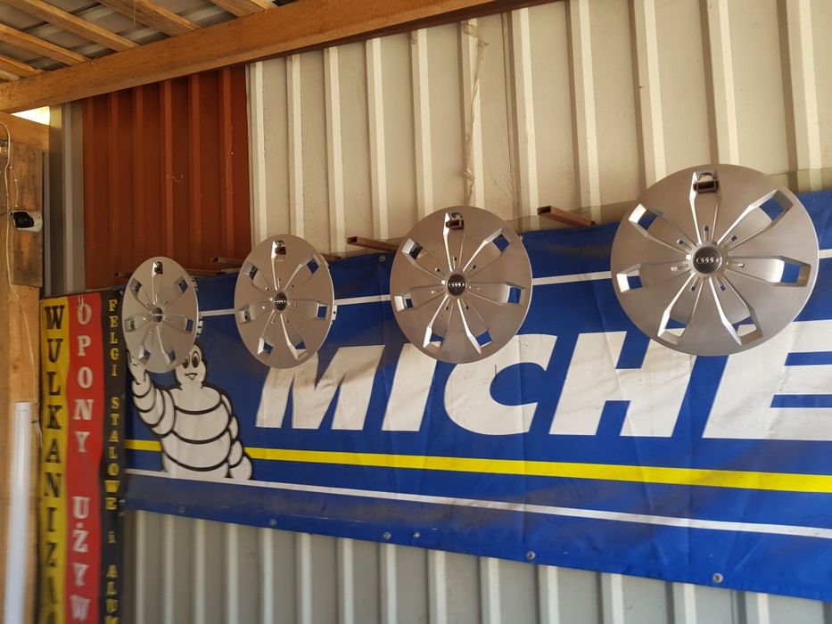 Kołpaki Audi A3-A4- R16