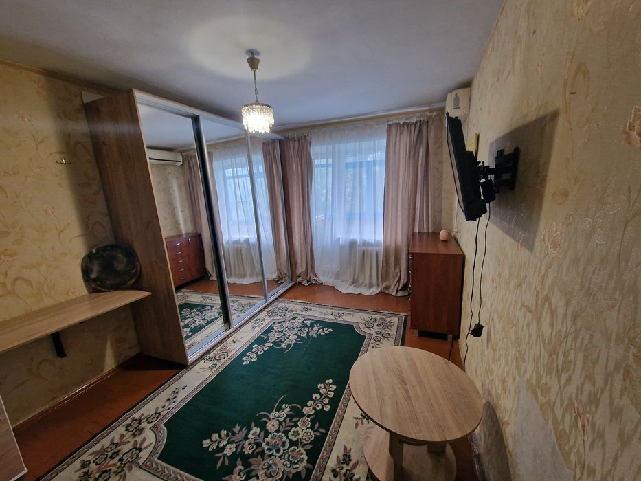 Продажа 1ой квартиры в Вознесеновском р-не (ТЦ Украина)