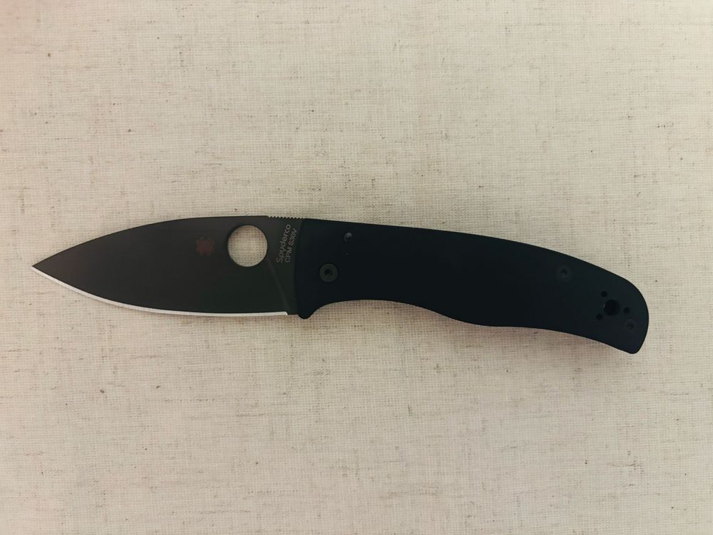 Нож Spyderco Bodacious Black Blade